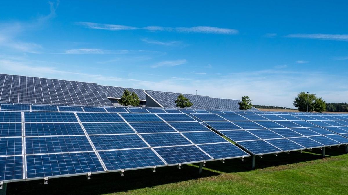 Parc panouri fotovoltaice